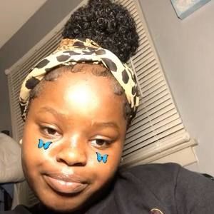 Meet your Posher, Gloria